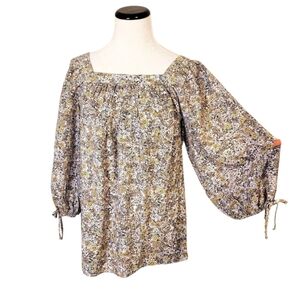 LC Lauren Conrad Floral Peasant 3/4 Sleeve Blue Top - M